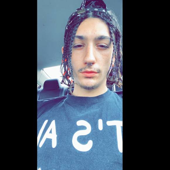 Meet your Posher, Andrew - Picture 1 of 1